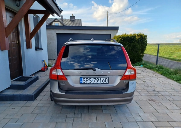 Volvo V70 cena 19900 przebieg: 405000, rok produkcji 2010 z Drawno małe 172